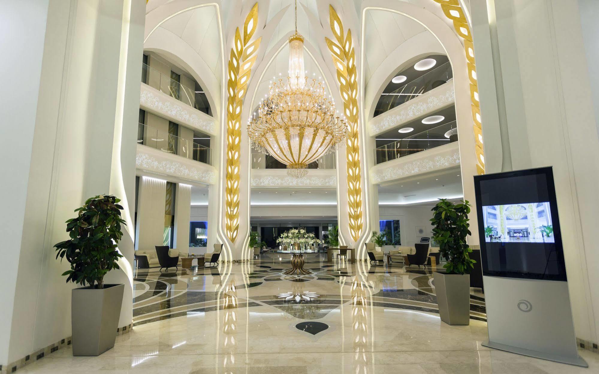 La Cigale Tabarka Hotel Exterior photo Lobby